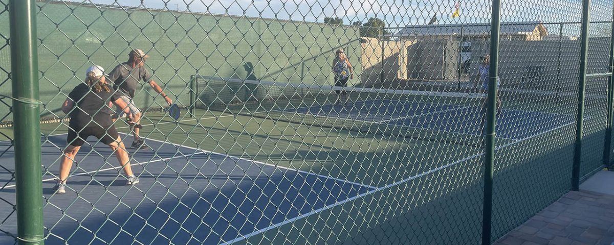pickleball courts at western sands rv resort