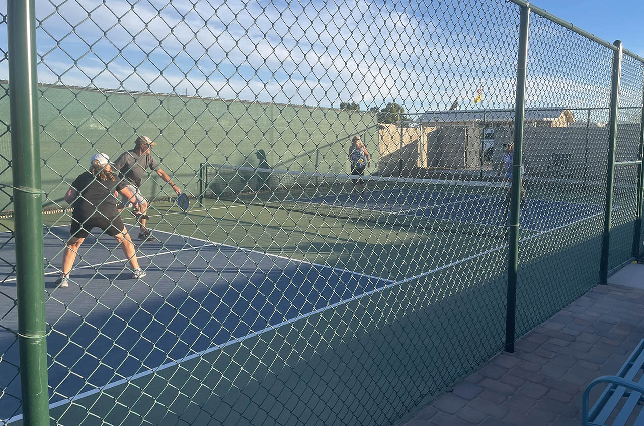 pickleball courts at western sands rv resort