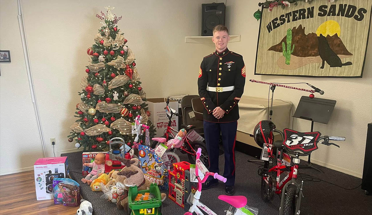 Snowbirds enjoying December holiday season while living in RVs and park models at Western Sands RV